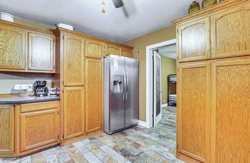 Berryville House | < 1 Mi to Main St Berryville: Spacious Family Home