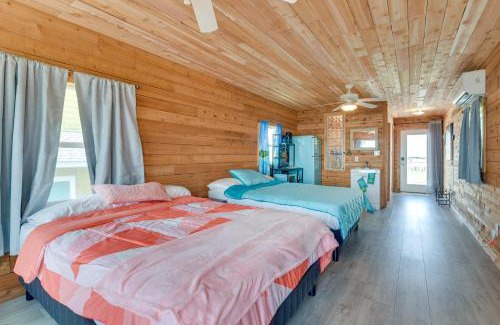 Surfside Beach Apartment | 1 Mi to Ocean Colorful Freeport Beach Rental!