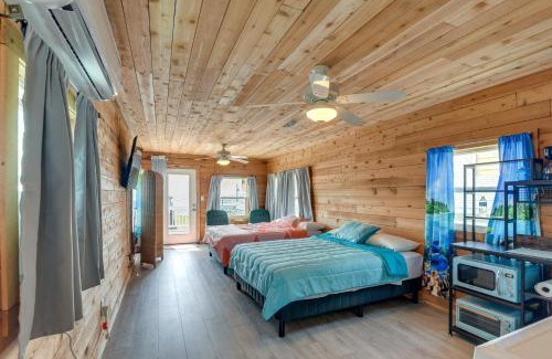 Surfside Beach Apartment | 1 Mi to Ocean Colorful Freeport Beach Rental!