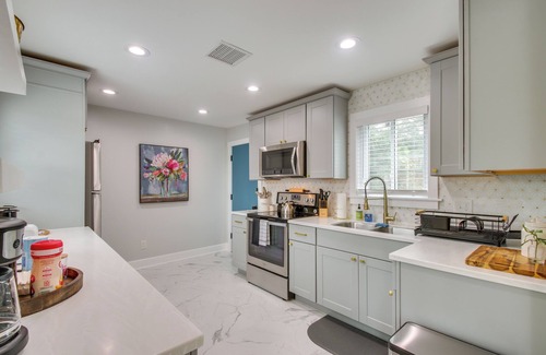 Central Oklahoma City Apartment | 1 Mi to OKC Fair Park: Family-Friendly Apt!