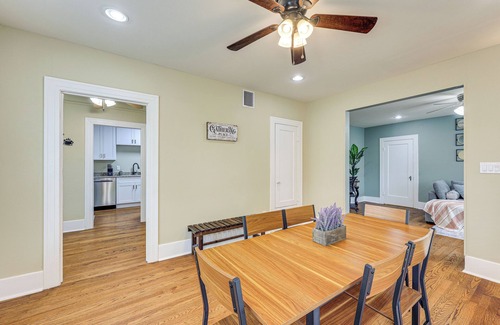 Uptown Apartment | 1 Mi to San Antonio Zoo: Olmos Park Apt!