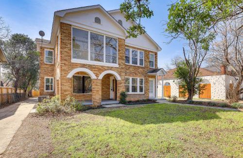 Uptown Apartment | 1 Mi to San Antonio Zoo Olmos Park Apt!