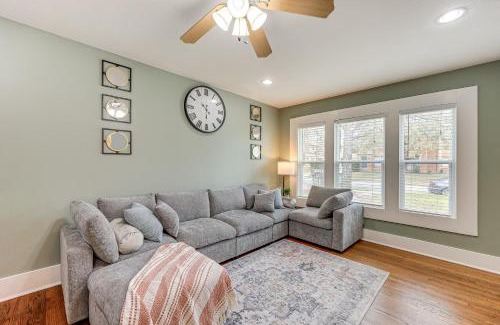 Uptown Apartment | 1 Mi to San Antonio Zoo Olmos Park Apt!