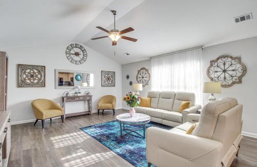 Eden House | 1 Mi to Shopping District Chic Springfield Home