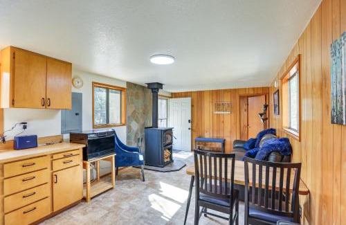 La Pine House | 1 Mi to State Park Peaceful La Pine Cabin with Deck