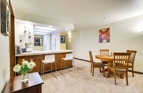 Incline Village Condo | 1 Mi to Trail: WFH-Friendly Incline Village Condo!