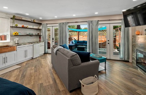 West Sedona Cottage | 1 Mi to Trails: Pet-friendly Home in West Sedona!