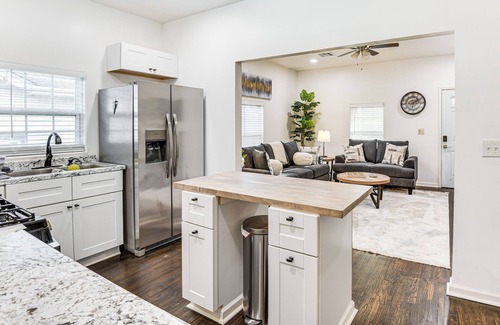 Tulsa House | 1 Mi to Tulsa Arts District: Updated Home w/Deck!