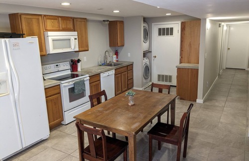 Logan House | ~1 mi to USU and Logan/Green Canyons. Licensed w/Logan City.