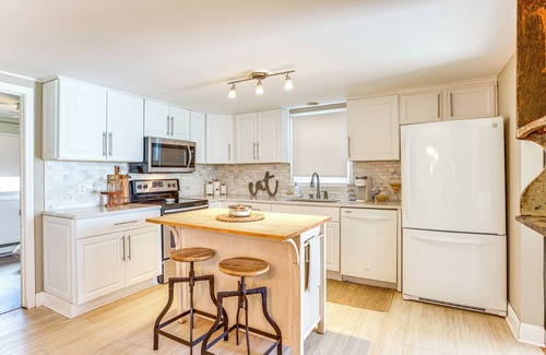 Harrison House | 1 Mi to Wilson State Park: Harrison Home w/Yard!