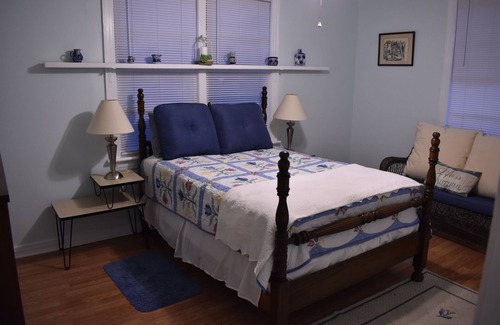 Waycross Cottage | 1 mile from Hospital and shopping