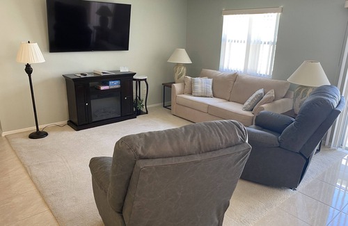 Piedmont Villa | 1 mile from Nancy Lopez CC and Chatham Rec Centers.