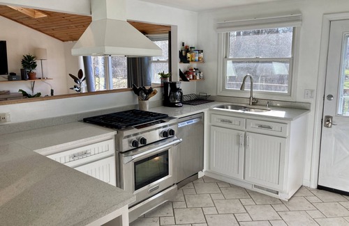Sawyer House | 1 mile to beach! Bright, Private Designer Beach Cottage Close To Warren Dunes