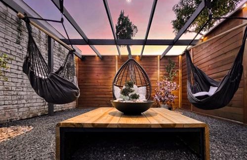 Clodine House | 1 OAK - experience custom design - 2 masters