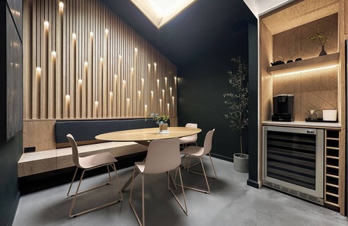 Clodine House | 1 OAK experience customed design