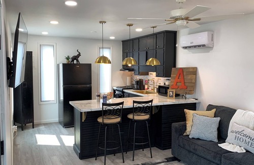 Tuscaloosa House | 1 of 3 Luxury Tiny Homes in Tuscaloosa at PALMER LEGACY- “Sadie’s House“ Unit 1