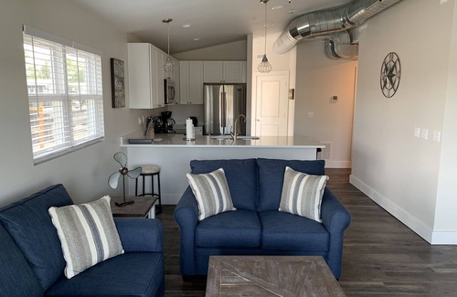 Gypsum Condo | 1 of 4 Waterfront Rental Units - Clean, Safe & Small Complex Sleeps 8-32