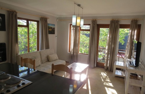 Grahamstown Hotel | 1 on Ross