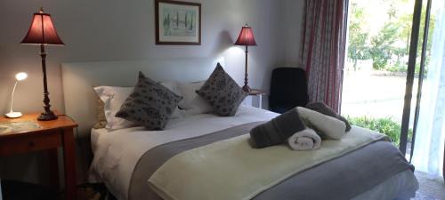 Somerset East Apartment | 1-On-Scott Garden Suites