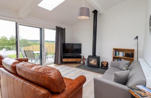 Dunstan House | 1 Orchard Cottages