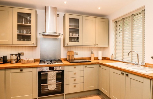 Hollow Meadows Cottage | 1 Orchard View