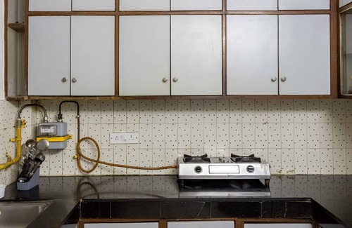 Kharera Bed & Breakfast | 1 Private Room In 3 Room Bnb In Hauz Khas in Center Delhi