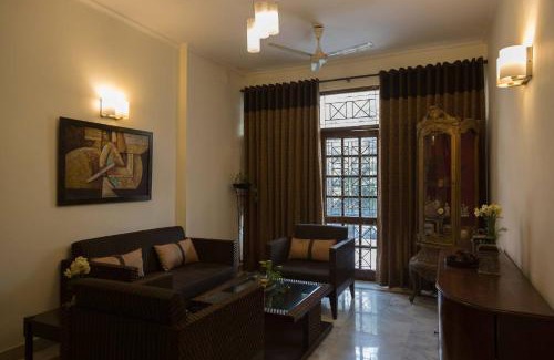 Kharera Bed & Breakfast | 1 Private Room In 3 Room Bnb In Hauz Khas in Center Delhi