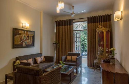 Kharera Bed & Breakfast | 1 Private Room In 3 Room Bnb In Hauz Khas in Center Delhi