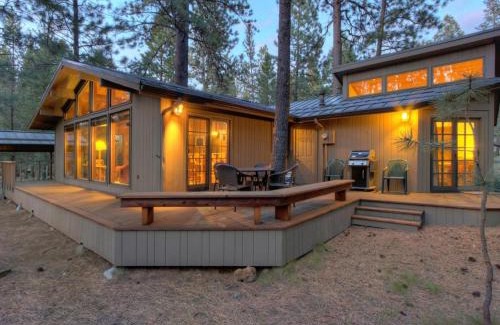 Sunriver House | 1 Raccoon Lane