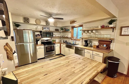 Bushkill House | #1 Rated Poconos Retreat Near Bushkill Falls – Game Room, Deck, Fire Pit & More!