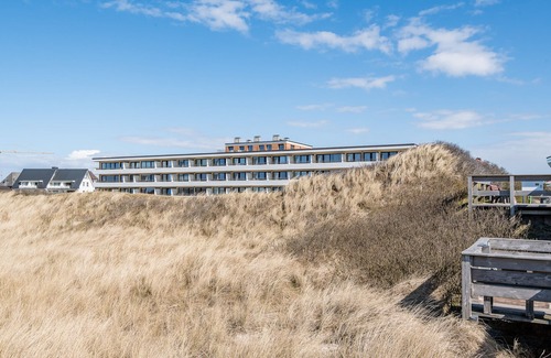 Wenningstedt-Braderup Apartment | 1-room apartment with direct sea view and approx. 40 m², for up to 2 people