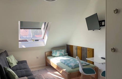 Hoechstadt an der Donau Apartment | 1-room apartment in a top location - right next to the castle