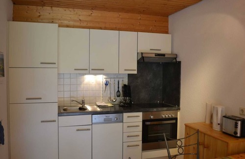 Bermatingen Apartment | 1-room apartment Koch No. 2, shower/WC, 36 sqm, ground floor - Haus Koch