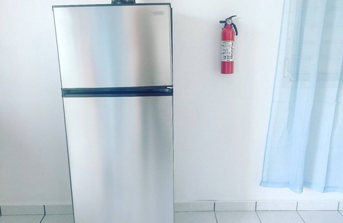 Levittown Apartment | 1 room apartment near the beach