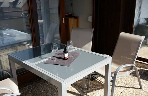 Schoenwald Apartment | 1 room apartment, 2 pers., South-facing balcony, swimming pool, WiFi