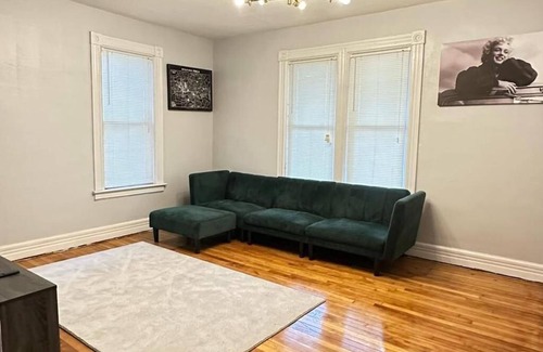 Utica Apartment | 1 Soothing 3-bedroom apartment with AC in Utica