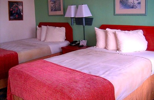 Okeechobee Hotel | 1-Star Hotel ∙ Budget Inn of Okeechobee