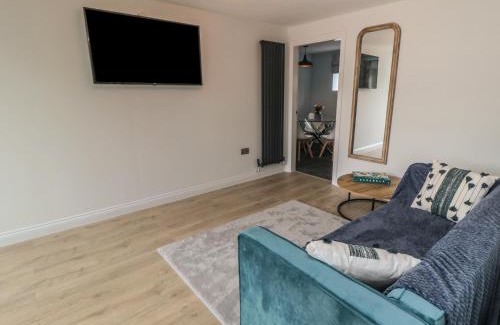 Langtoft House | 1 Staveley Cottages