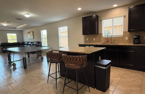 Wetmore House | 1 story 3 Bedroom 2 Bath all King Beds and ping pong