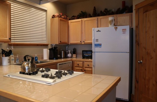 Ketchum Condo | 1 Story Baldy Views Elevator 5 Blks 2 Town Near River Run Lifts & Bike Path