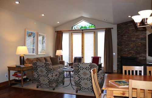 Ketchum Condo | 1 Story Baldy Views Elevator 5 Blks 2 Town Near River Run Lifts & Bike Path