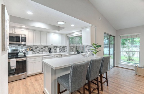 Panther Creek House | 1 story, family friendly 3bdr in The Woodlands! !