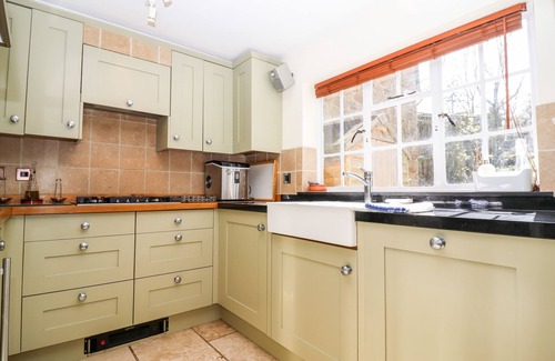 Moreton-in-Marsh Cottage | 1 The Lane