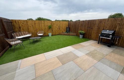 Frampton Cotterell Apartment | 1 The orchard - Beautiful Ground floor garden flat