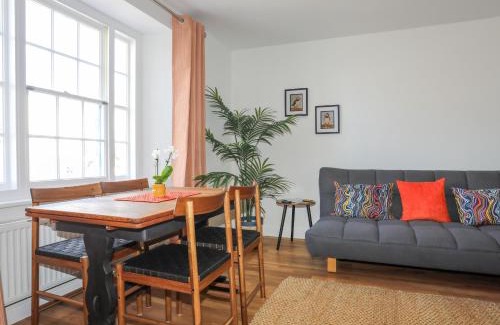 Beaumaris Apartment | 1 Tyn Y Gongl Cottage