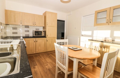 Arnold Cottage | 1 Woodhouse Cottages
