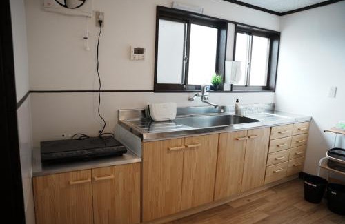 Shimobuchi House | 10人宿泊可 添い寝無料 1日1組限定で開放感のある90平米 吉野山40分 奈良大阪1時間 駅から徒歩5分 家主居住型 大淀桜庵