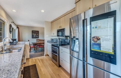 Glenwood Springs House | 10/10 Rated Luxury Retreat! Mt. Sopris Views, Hot Tub & Pac-Man Fun!