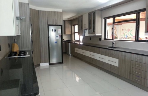 Eikenbosch House | 10-12 Sleeper large family home with pool in Bellville, Cape Town
