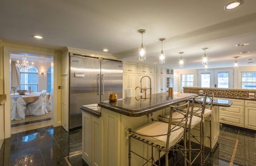 Marlborough House | 10,500 SF Luxury Estate 10 BR +11 Bath, Pool, Hot Tub